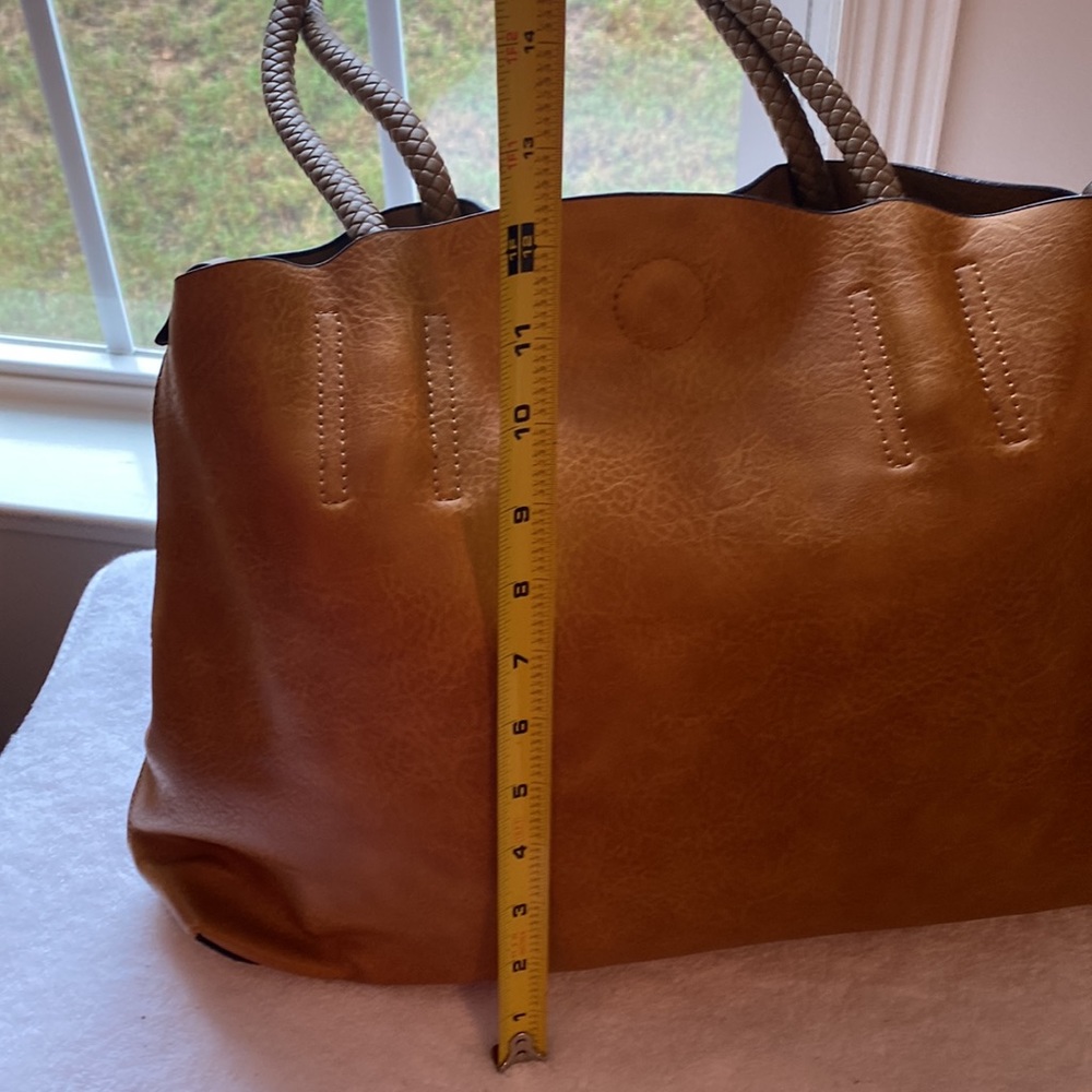 Large purse - Picture 4 of 10